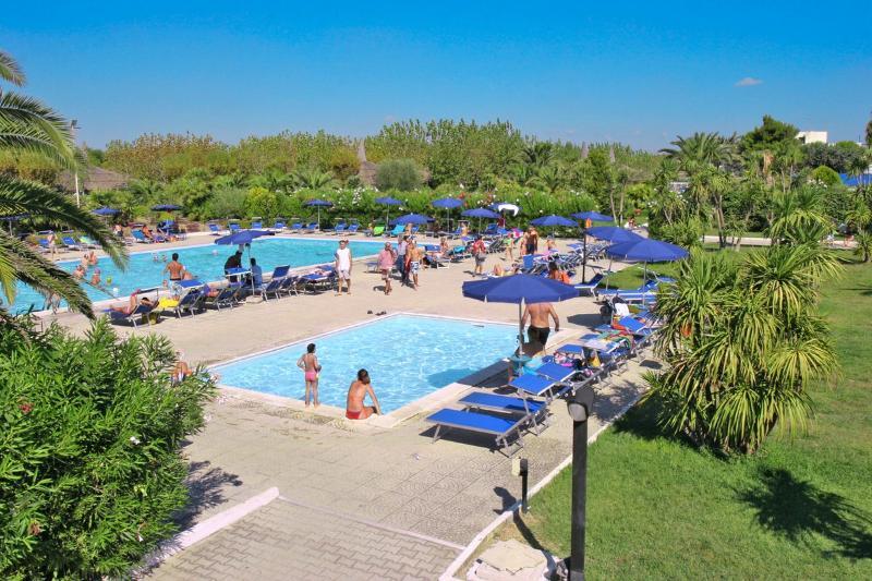 African Beach Hotel-Residence Manfredonia Exteriér fotografie