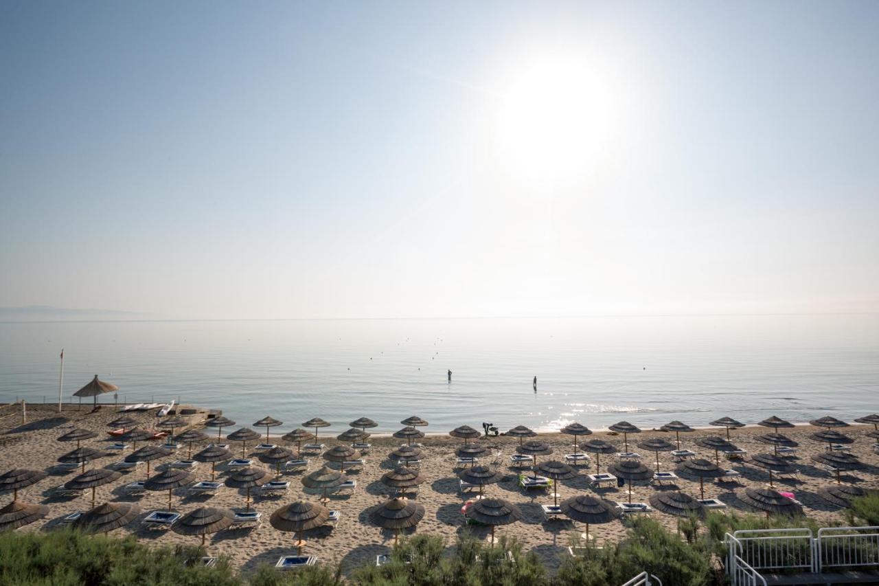 African Beach Hotel-Residence Manfredonia Exteriér fotografie