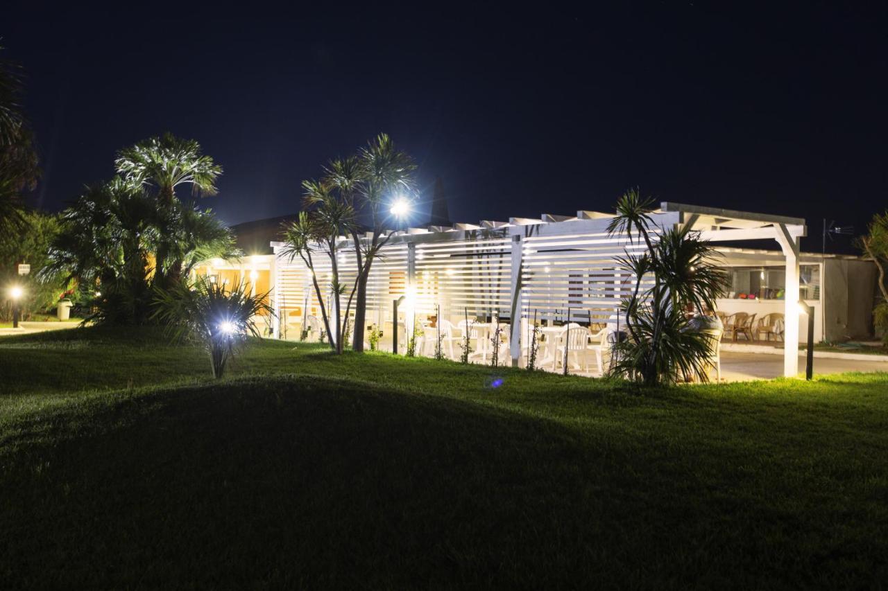 African Beach Hotel-Residence Manfredonia Exteriér fotografie