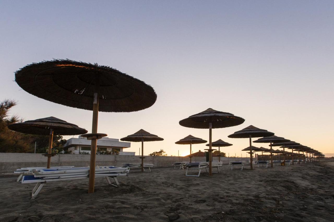 African Beach Hotel-Residence Manfredonia Exteriér fotografie