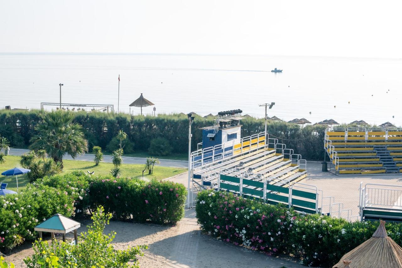 African Beach Hotel-Residence Manfredonia Exteriér fotografie