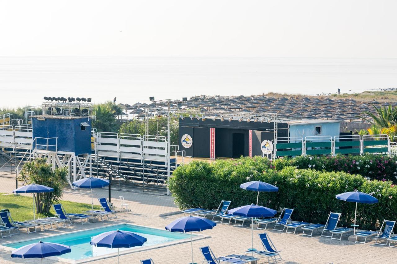 African Beach Hotel-Residence Manfredonia Exteriér fotografie